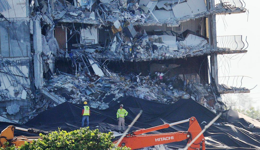 Así fue la demolición total del edificio que colapsó en la Florida