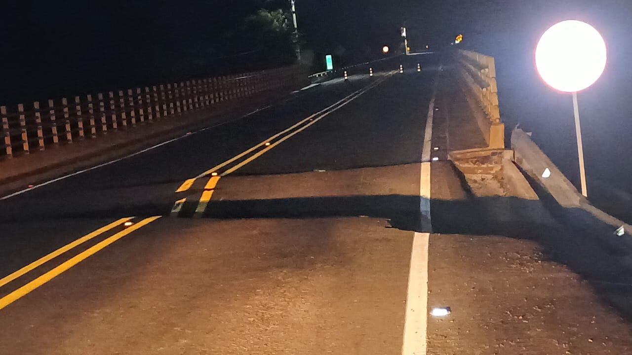 El puente con daño. Foto: cortesía.