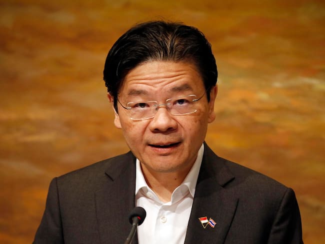 BANGKOK (Thailand), 02/09/2026.- Singapore's Prime Minister Lawrence Wong addresses a press conference with Thailand's Prime Minister Anutin Charnvirakul (not pictured) following the meeting of the 5th Leaders' Retreat in Bangkok, Thailand, 02 September 2026. Wong is in Thailand to attend the fifth Leaders' Retreat with his Thai counterpart, witness the signing of a Memorandum of Understanding (MoU) on social development between Thailand and Singapore, and strengthen the two countries' bilateral relations. (Tailandia, Singapur) EFE/EPA/NARONG SANGNAK