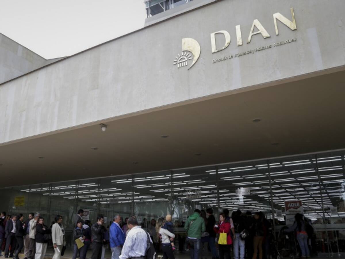 Colombianos han pagado en impuestos durante cuatro meses 44.4 billones