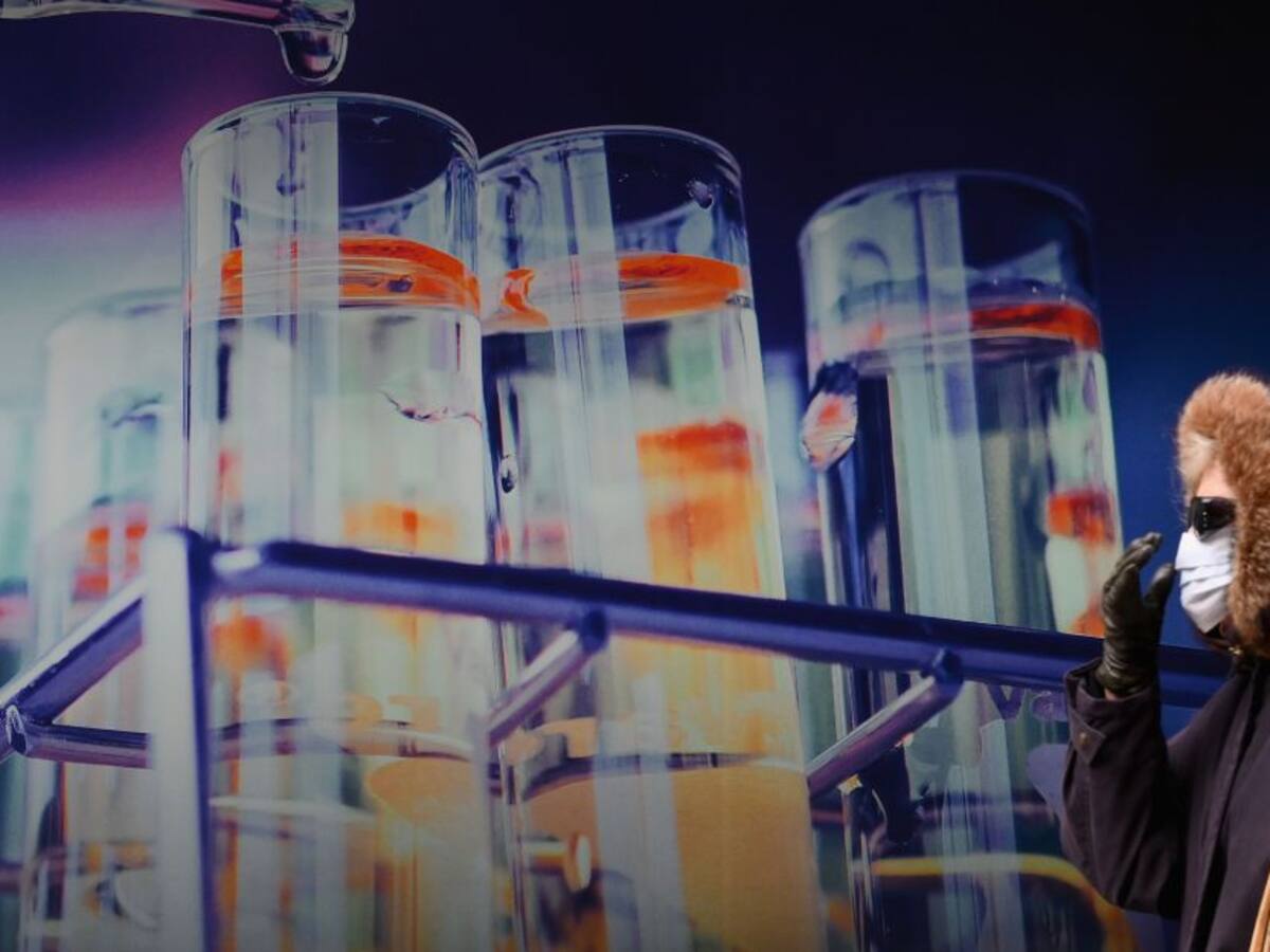 Comité de expertos de la FDA recomienda aprobación de vacuna de Pfizer