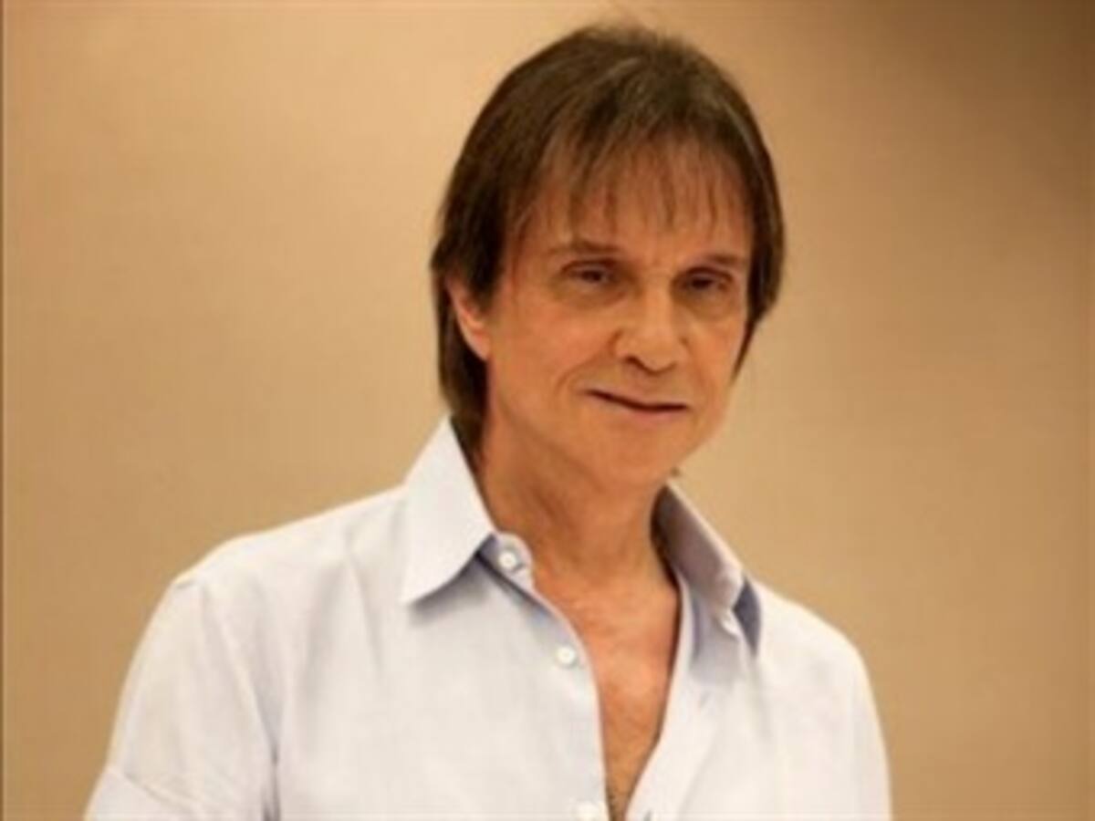 Roberto Carlos demandará a Maduro por usar sus canciones en propaganda política