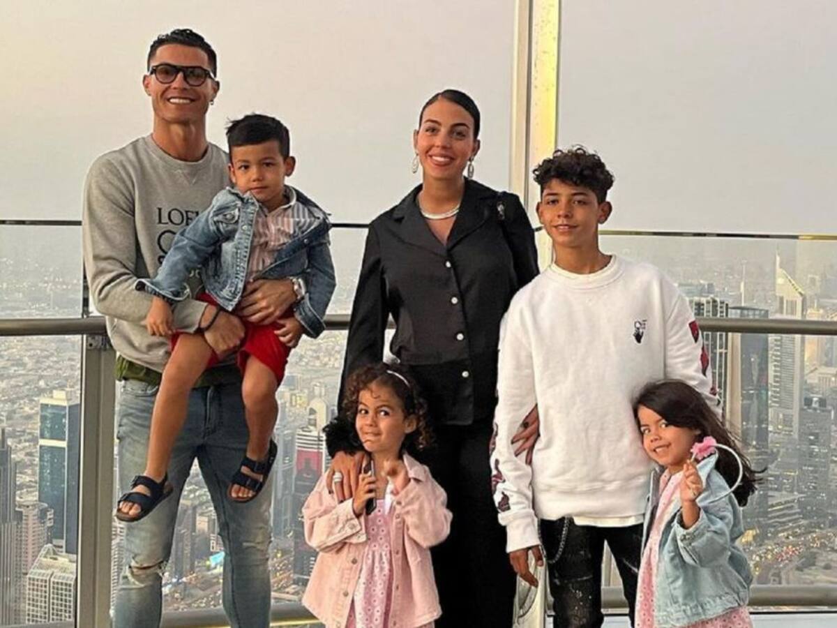 Hijo de Cristiano y Georgina sorprende vistiendo camiseta del Barcelona
