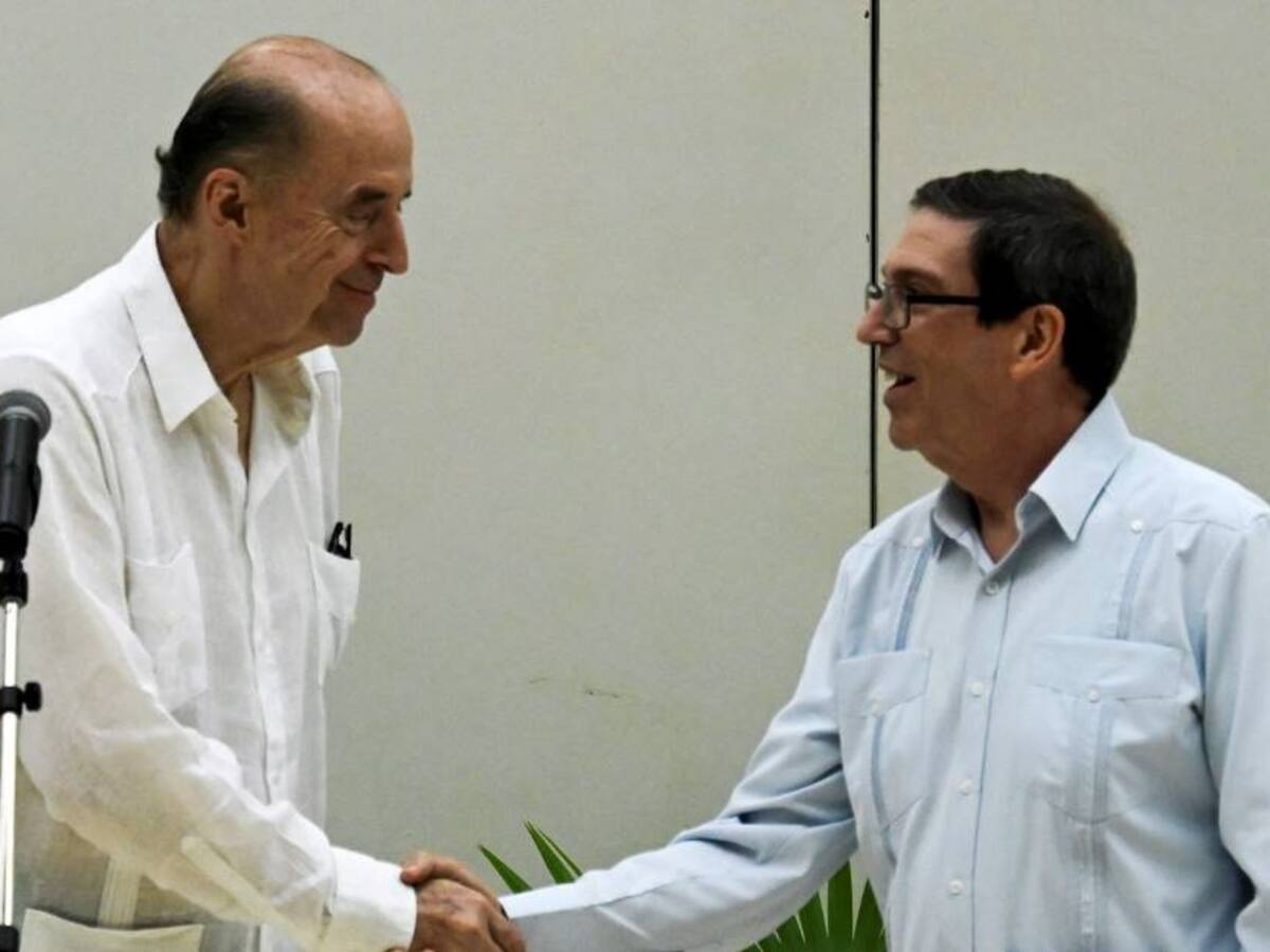 En 2 días hicimos más con el ELN que Duque en 4 años: delegación colombiana