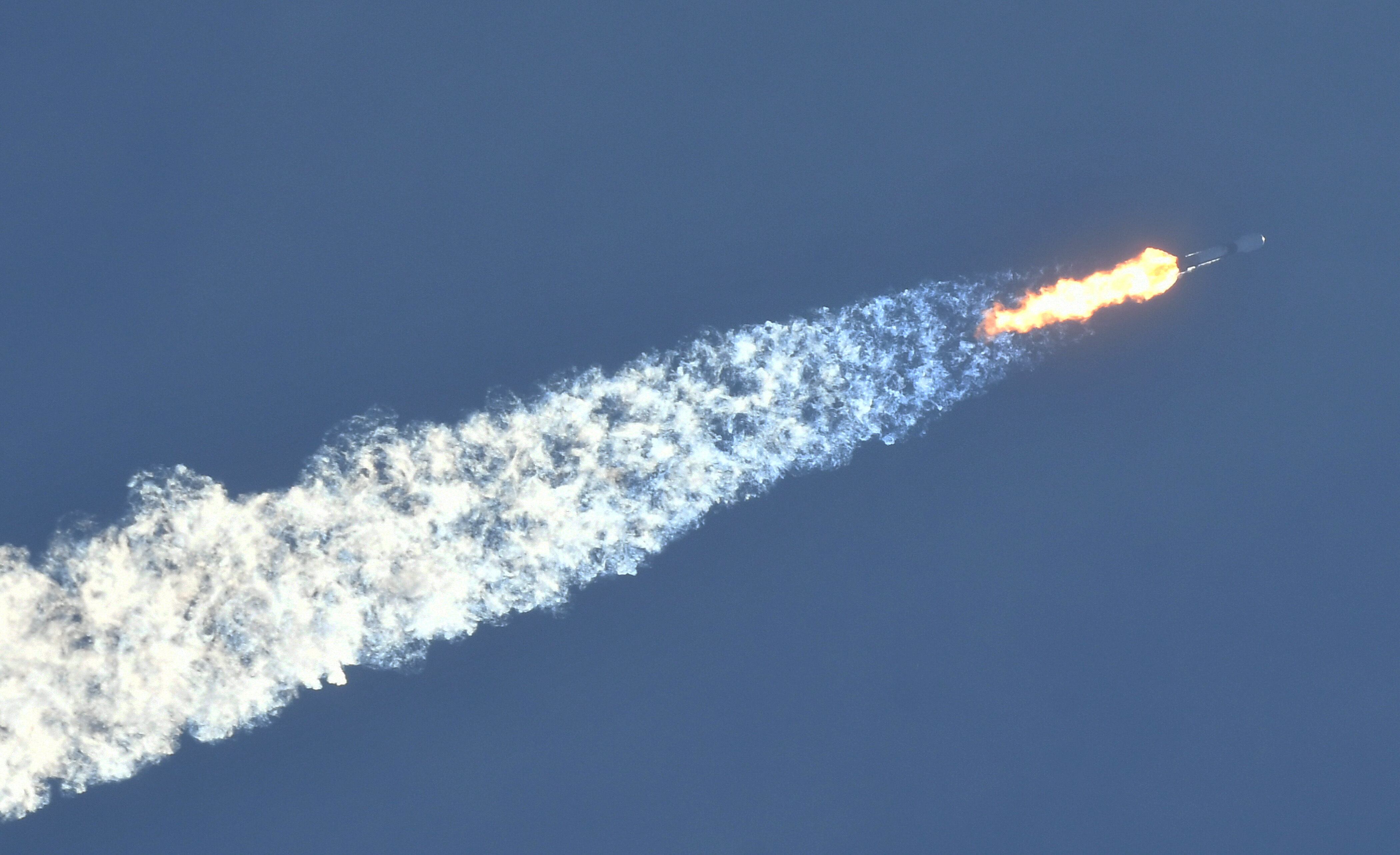 Lanzamiento de la misión espacial Euclides acoplada al cohete Falcon 9 de SpaceX. 
(Foto:  by Paul Hennessy/Anadolu Agency via Getty Images)