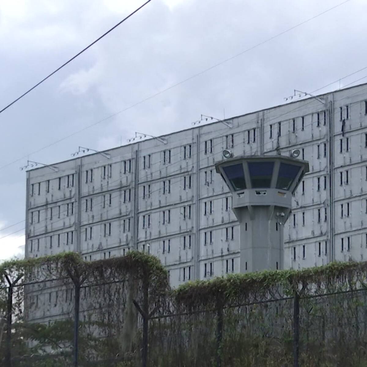 Investigan la muerte de un interno en la cárcel de Pedregal; se presume negligencia institucional