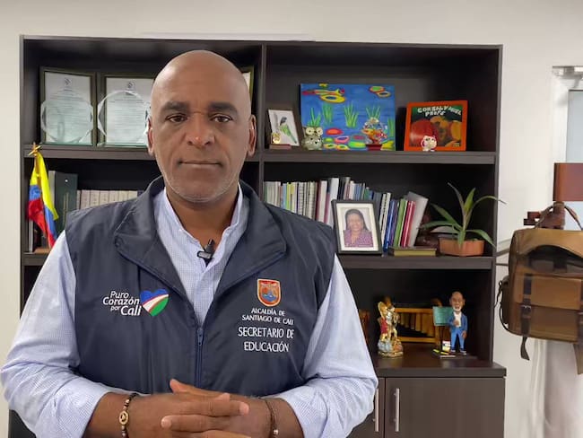 Investigarán al secretario de Educación de Cali, José Darwin Lenis.