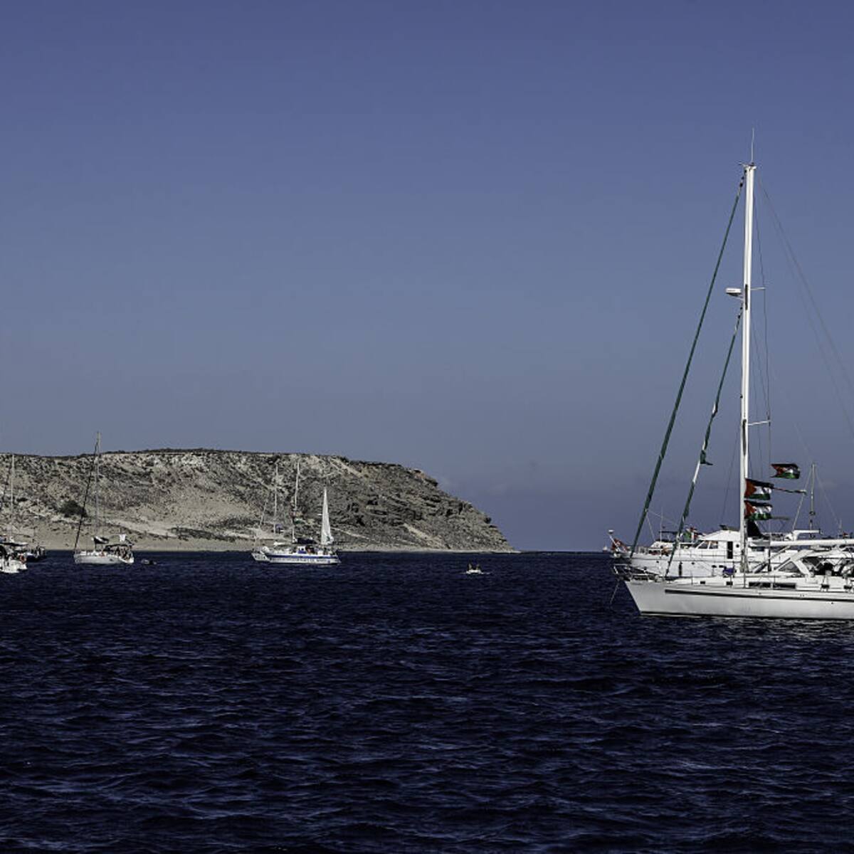 Zarpan los dos últimos barcos del convoy de México hacia Cuba con ayuda humanitaria