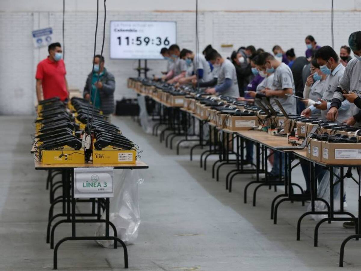 Más de 1622 colombianos en el exterior han ejercido su derecho al voto