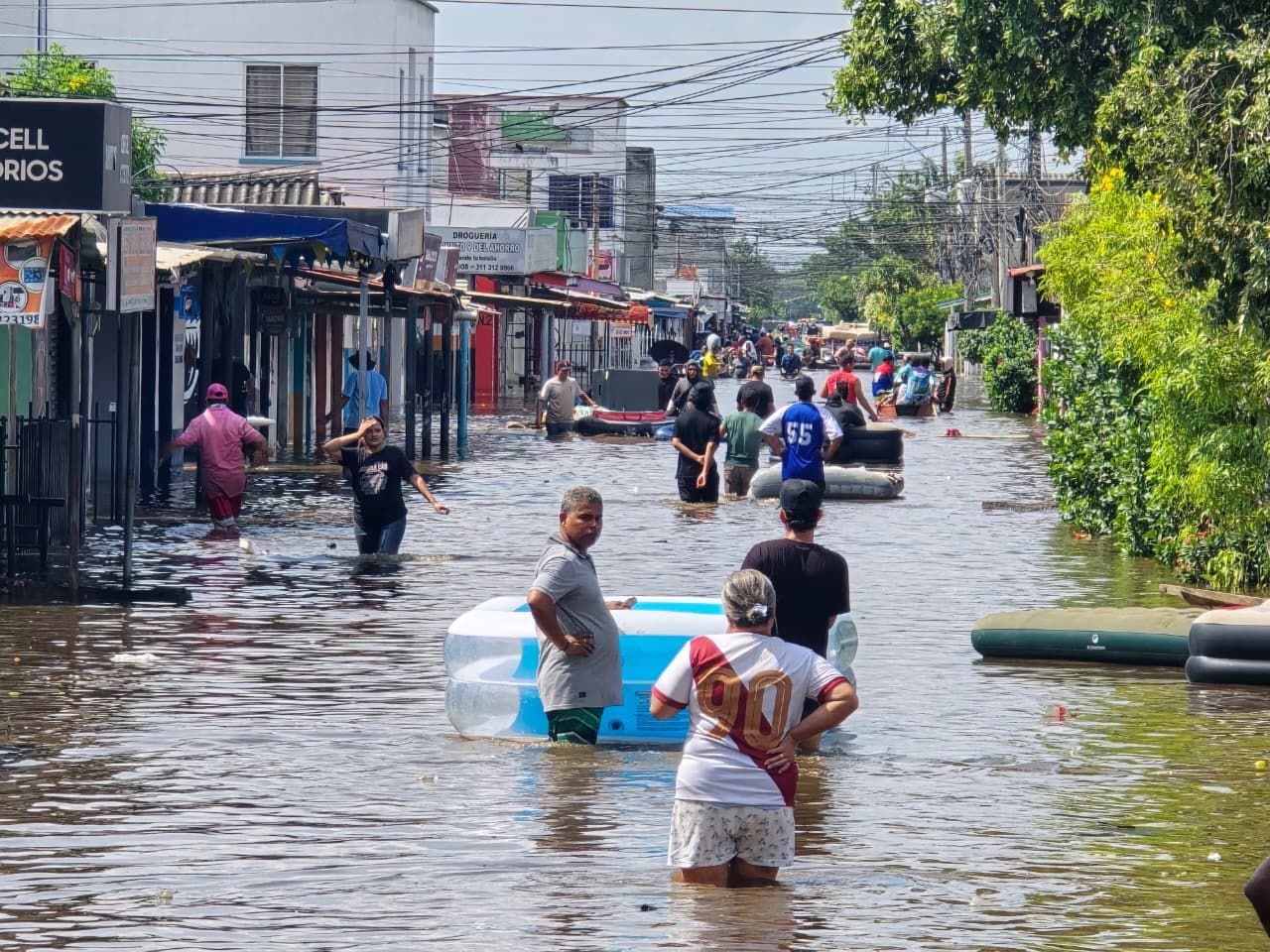 Damnificados en la margen izquierda de la ciudad de Montería.