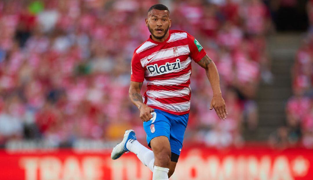 Luis Javier Suárez, delantero colombiano