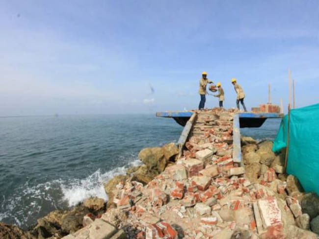 Alcaldía de Cartagena inició restauración del monumento Unión de los Océanos