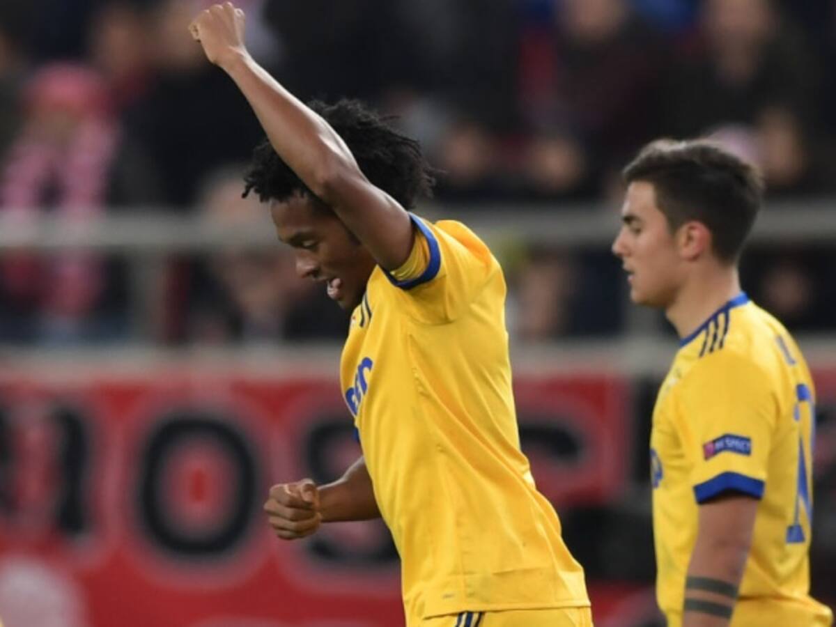Cuadrado marca en la victoria de la Juventus en Liga de Campeones