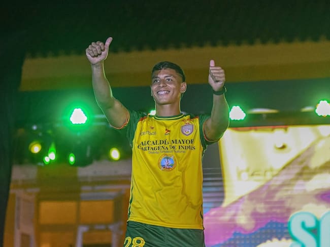 Real Cartagena presentó ante su hinchada la plantilla para la temporada 2025