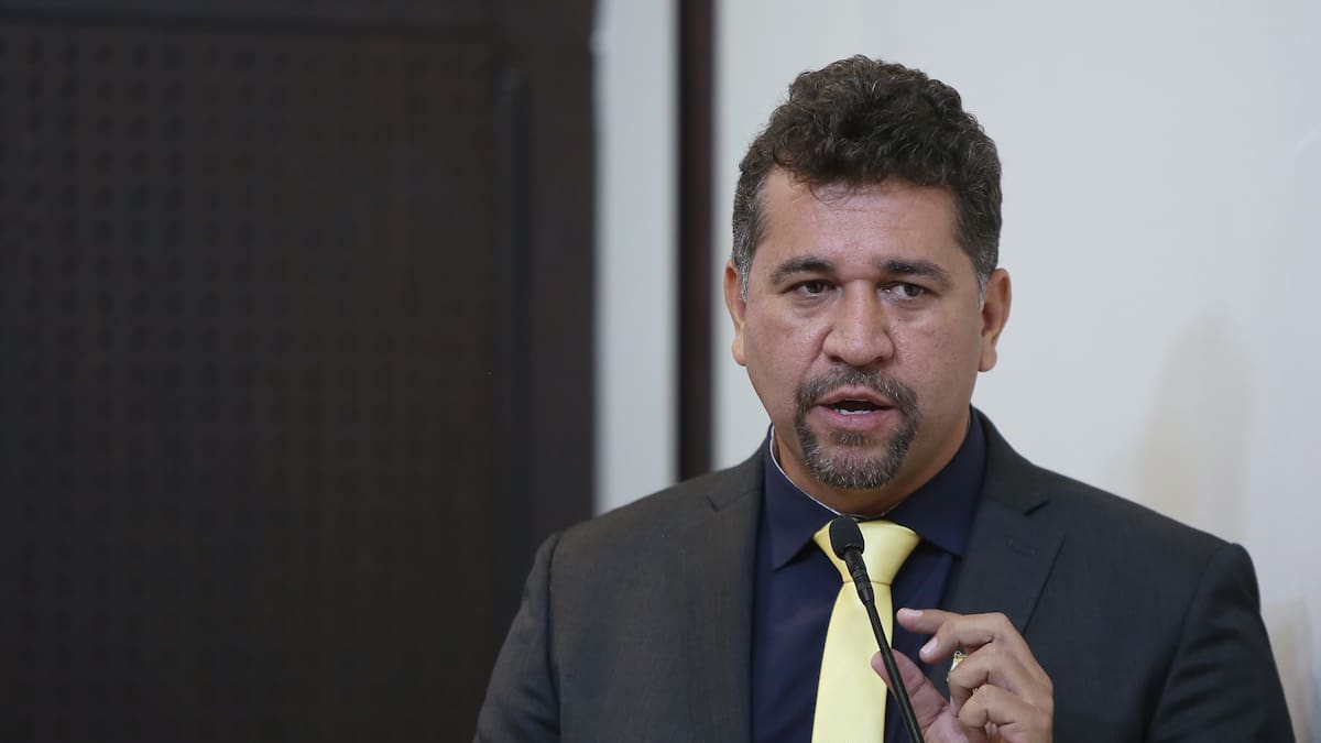 “No serán menos de 15 millones de votos”: León Fredy Muñoz sobre consulta popular del Gobierno