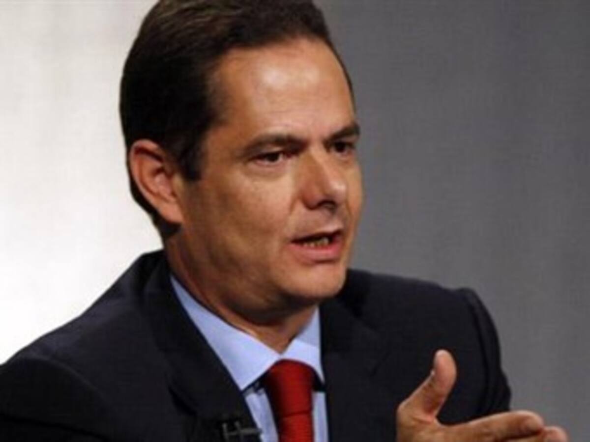 Gobierno no ha calificado de criminal a Luis Carlos Restrepo: Vargas Lleras