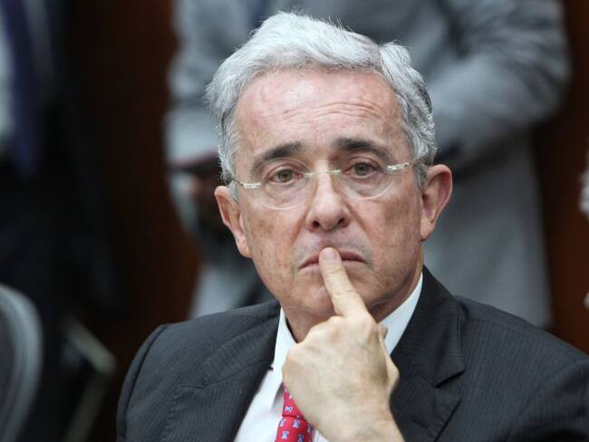 ¿Cuál es el impacto político y social tras la detención de Uribe?