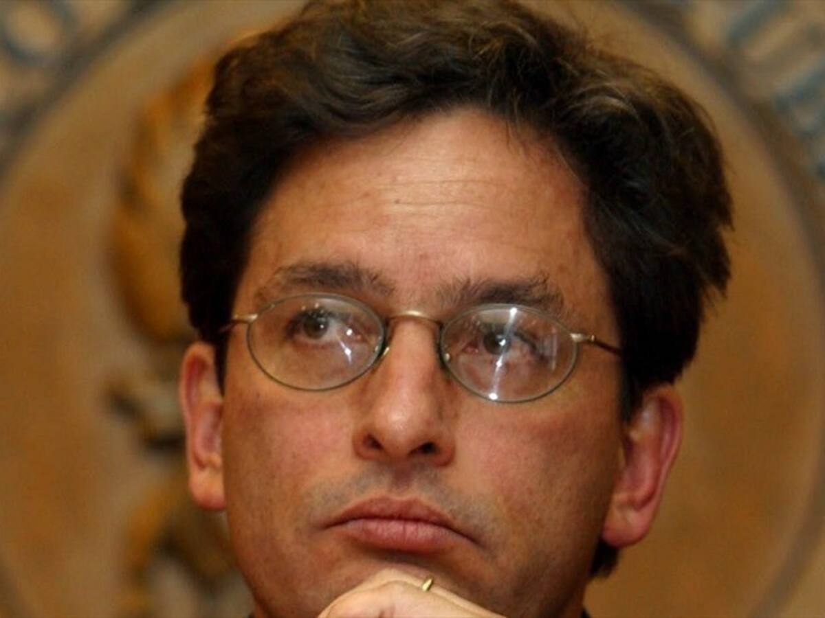 Ministro de Hacienda advierte que la reforma pensional no da espera