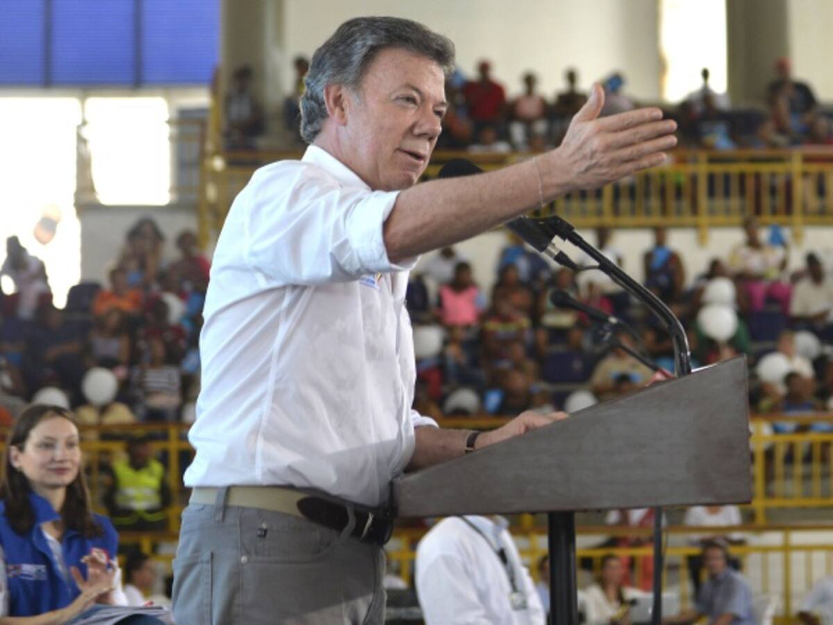 Santos pidió a Uribe y Pastrana aceptar invitación de EE.UU. por Plan Colombia