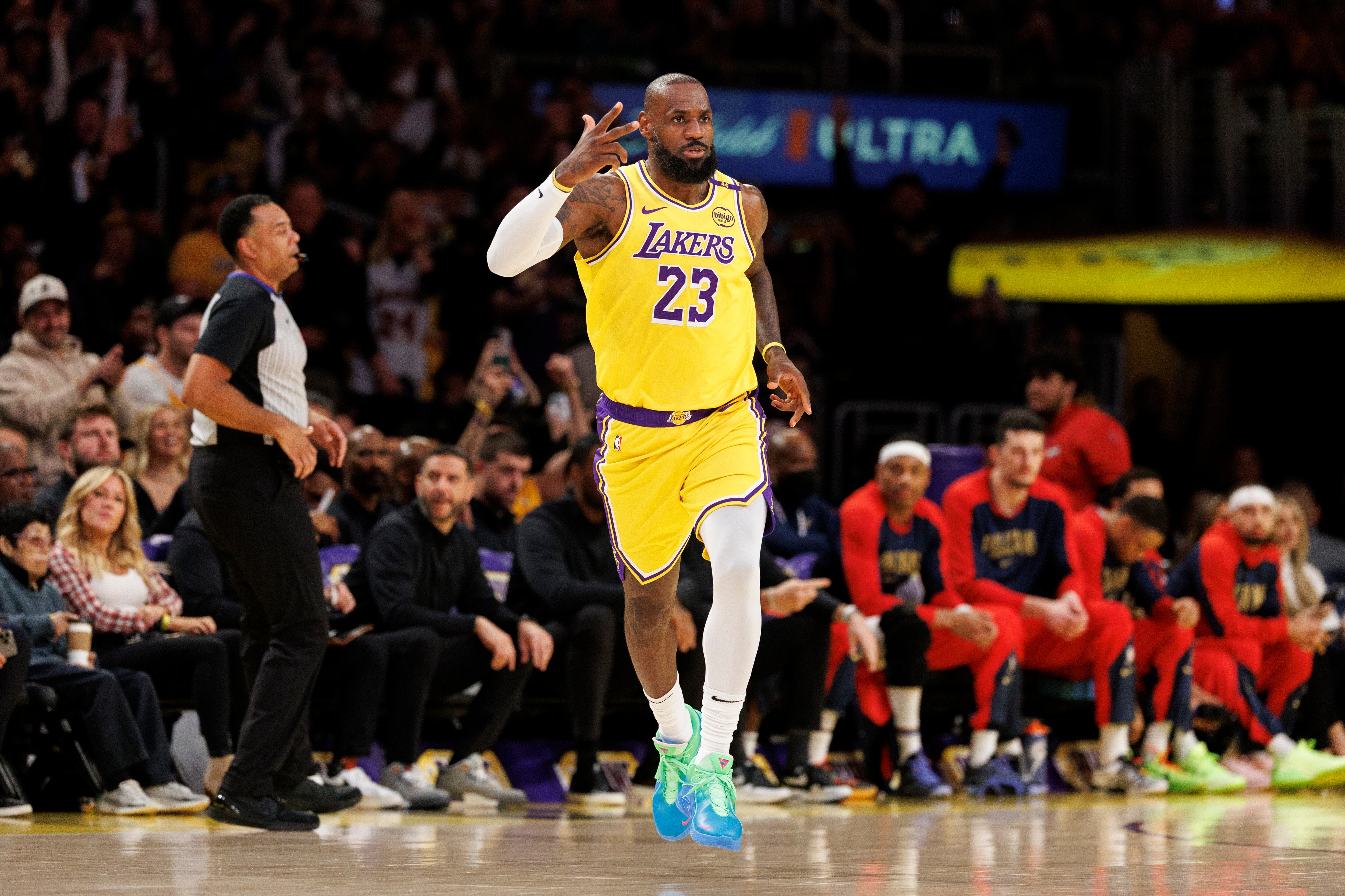 LeBron James (Gina Ferazzi / Los Angeles Times via Getty Images)