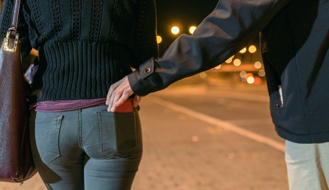 Elimine su cuenta de WhatsApp de otros dispositivos de forma segura.  