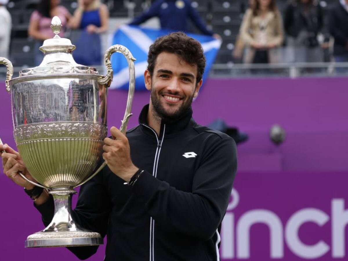 Matteo Berrettini gana el torneo sobre césped en Queen's