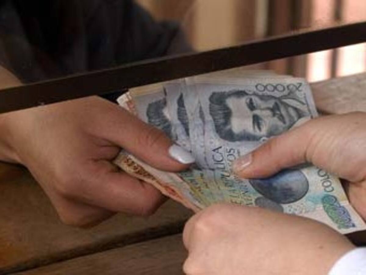 'Conejo' a lo morosos que se ponen al día denuncia coautor del Habeas Data