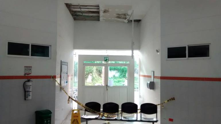 Las grietas ocasionaron la inundación del paso 'Nueva Era', del barrio Edén 2000.