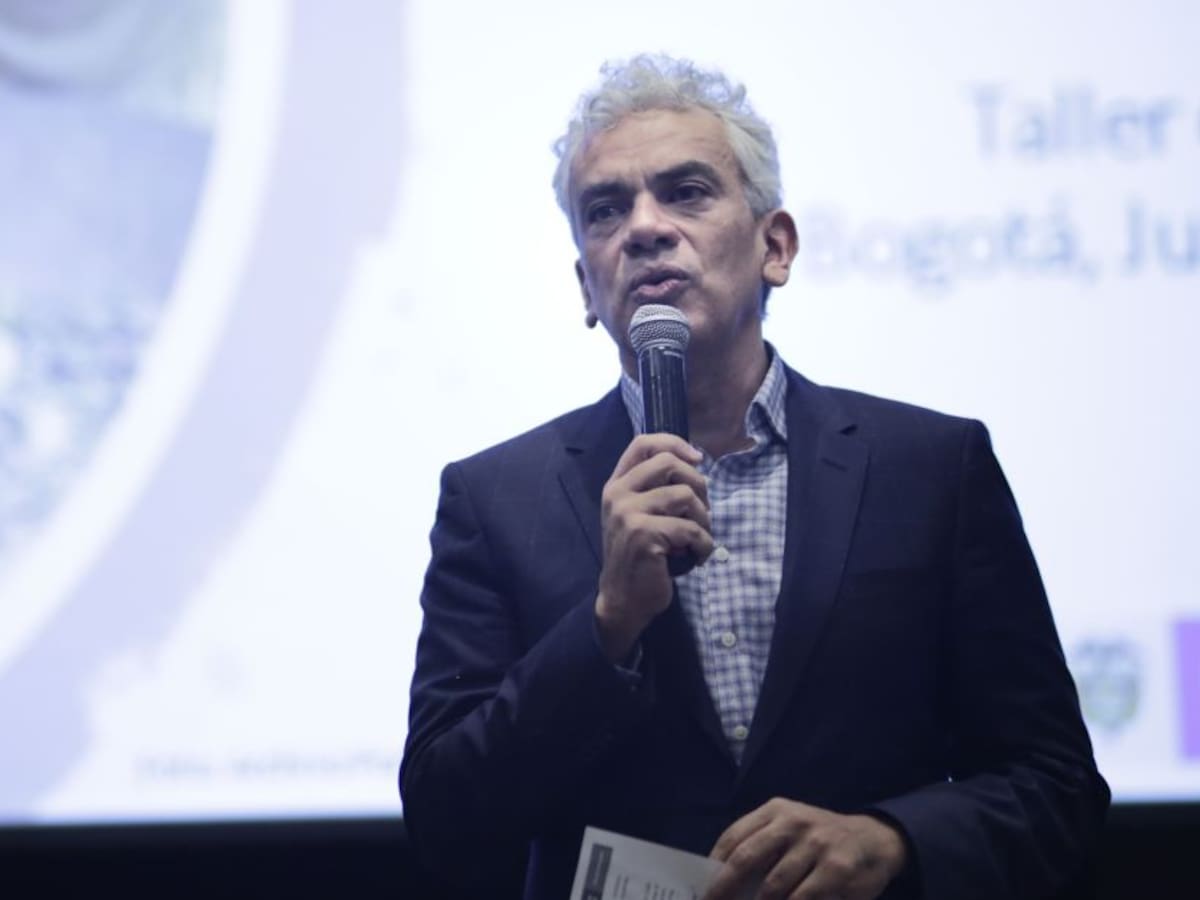 Renuncia Ricardo lozano, Ministro de ambiente