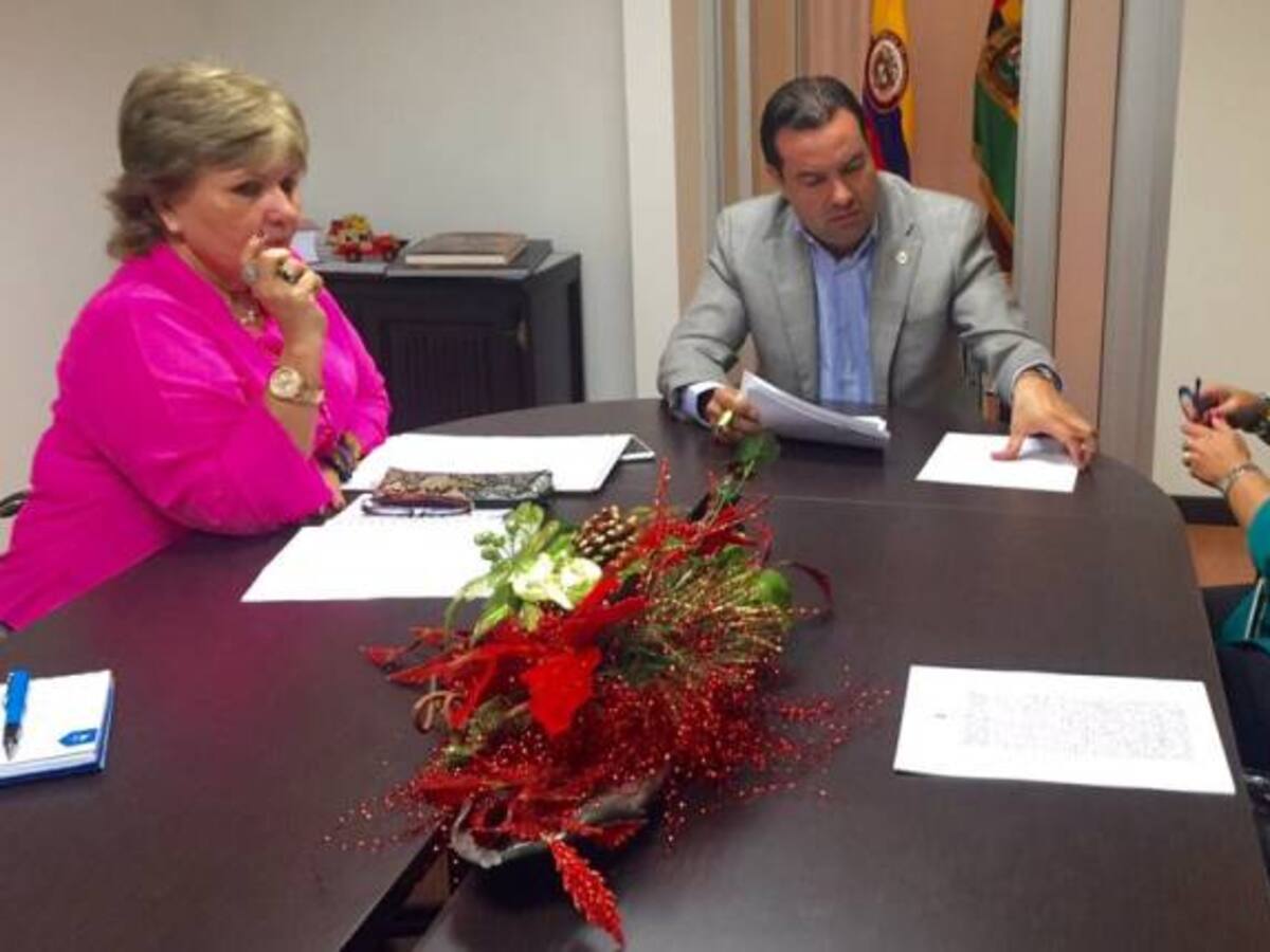 Suspenden durante un mes el cobro del impuesto de vehículos automotores