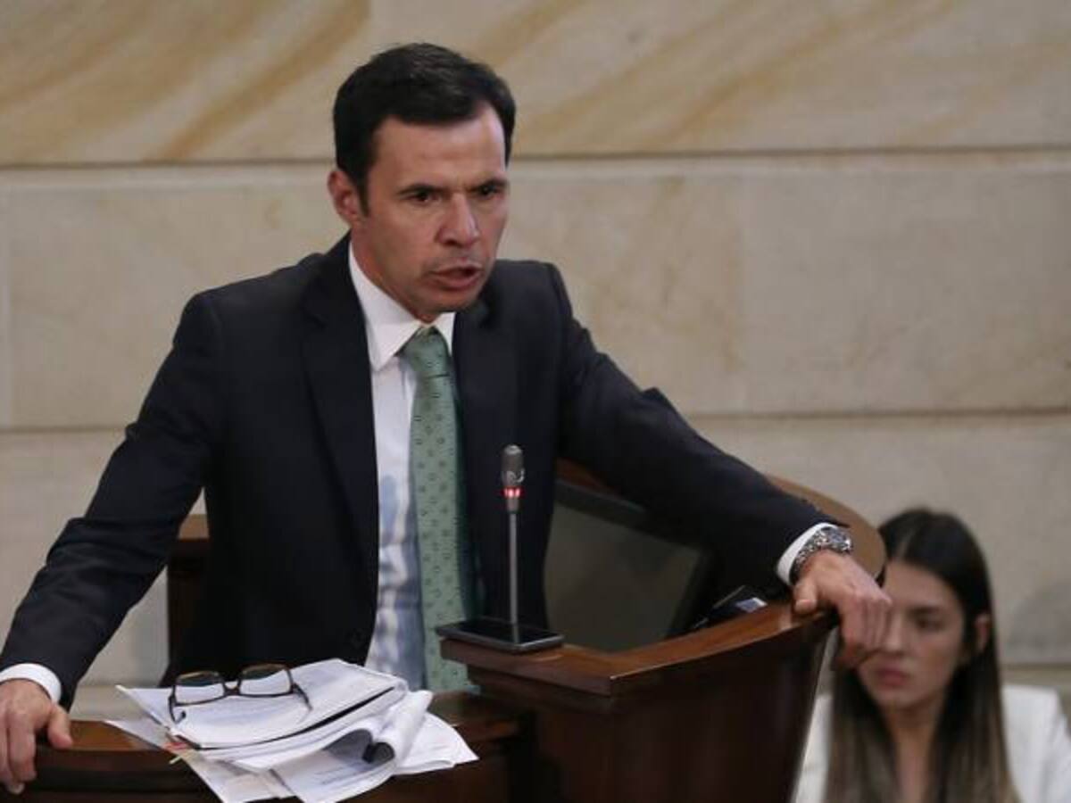 Las inquietudes de Vargas Lleras sobre la JEP están resueltas: MinInterior