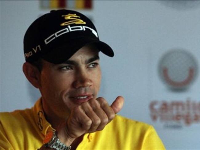 Camilo Villegas defendió su decisión de posar desnudo para una revista deportiva en Estados Unidos