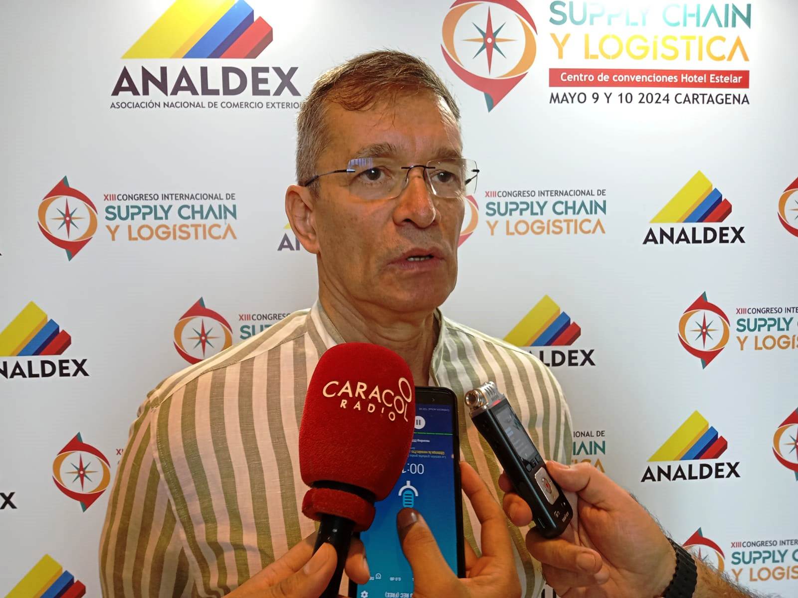 Analdex pide acelerar reducción de tasas de interés ante nueva caída de las exportaciones