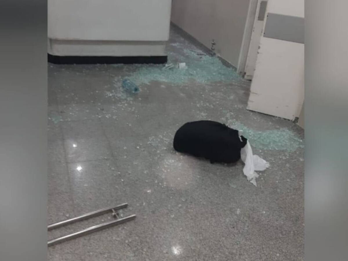 Esmad escolta a médicos tras ataque de familiares de fallecida por COVID-19