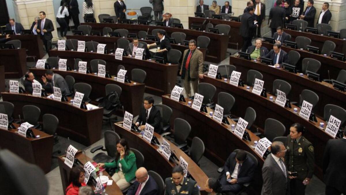 Así reaccionaron sectores políticos a suspensión de cese al fuego con Estado Mayor Central