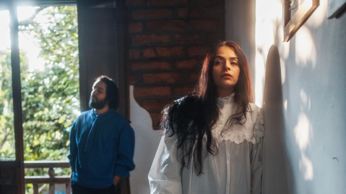 Clandestino con lo nuevo de su producción rockera
