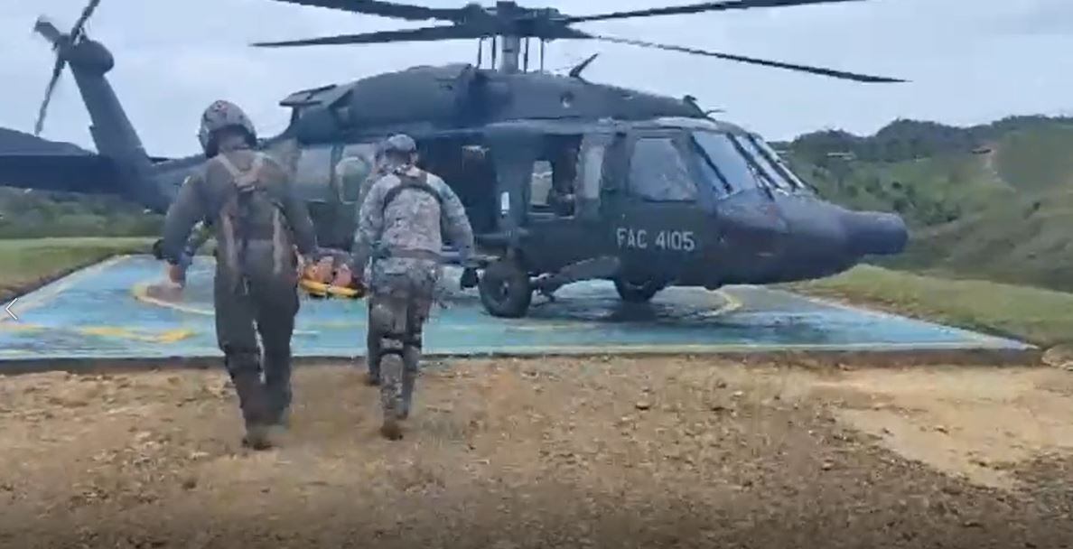 Traslado de soldados heridos en Anorí- captura video ejército