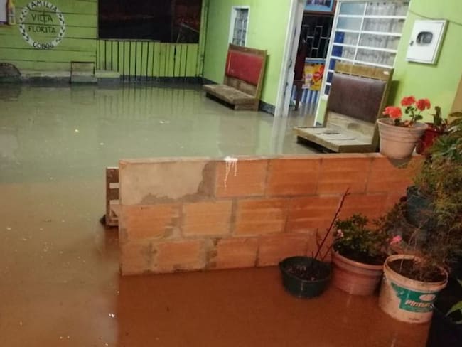 Viviendas de Bosa San José llevan tres días inundadas