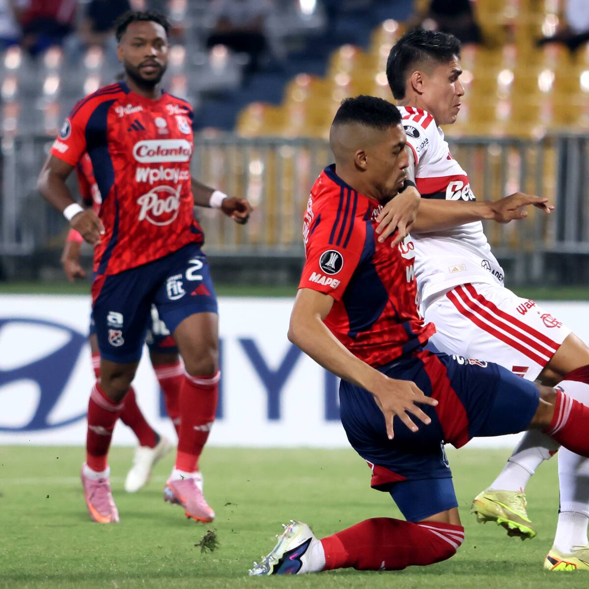 Suspendido Medellín vs Flamengo por Copa Libertadores por disturbios en las tribunas