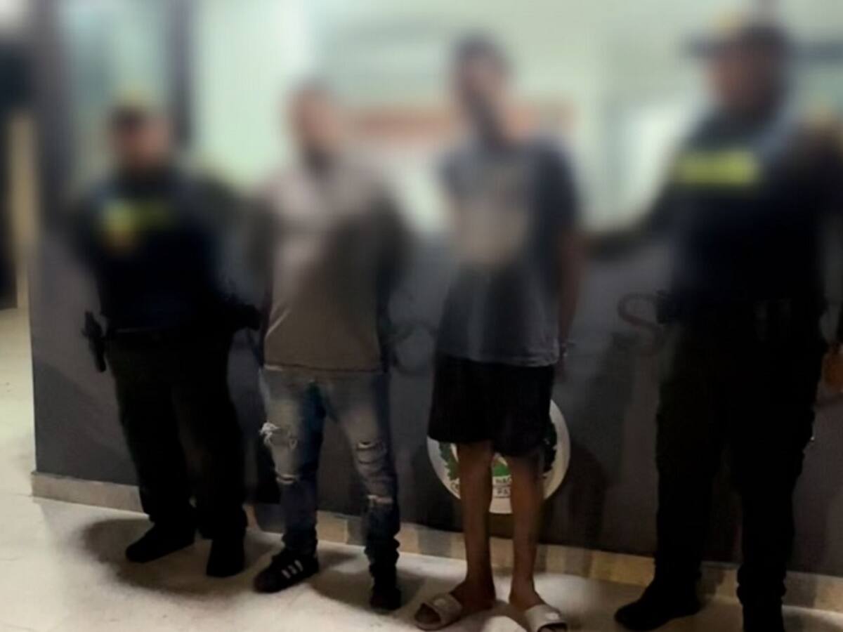 Capturados dos presuntos delincuentes tras robar un Iphone a una mujer en Cartagena