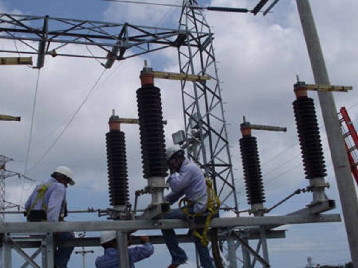 Incremento tarifario de energía ha empobrecido a 11 mil familias