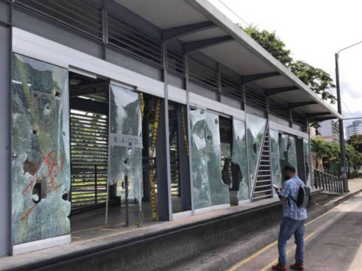 En Pereira aún no se han podido arreglar todas las estaciones de Megabús