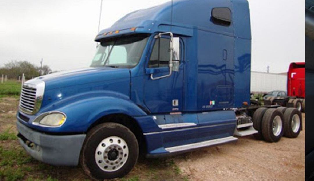 Tractocamión recuperado en Caldas