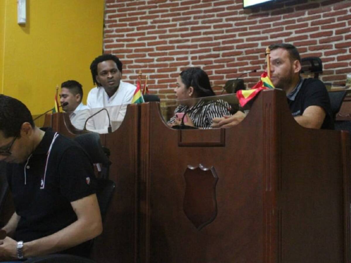 Concejales estudian retirar moción de censura contra Armando Córdoba