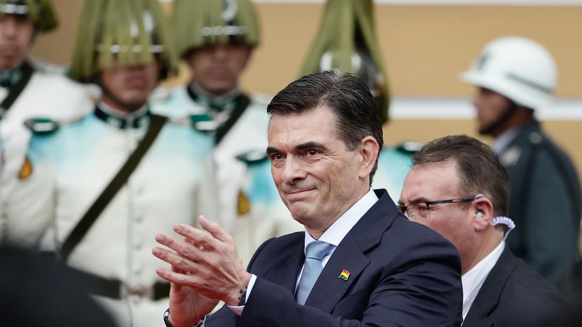 Presidente de Bolivia posesiona a su primer gabinete de ministros: Conozca quiénes son