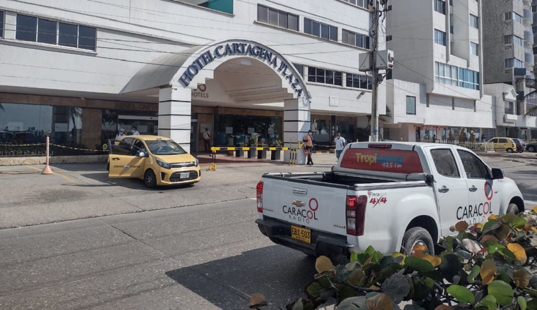 El hotel aseguró que el código de vestuario no hace ninguna discriminación por raza y aplica en iguales términos para todos sus trabajadores