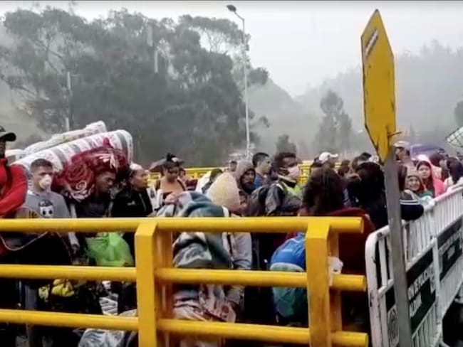 Es tensa la situación en Rumichaca