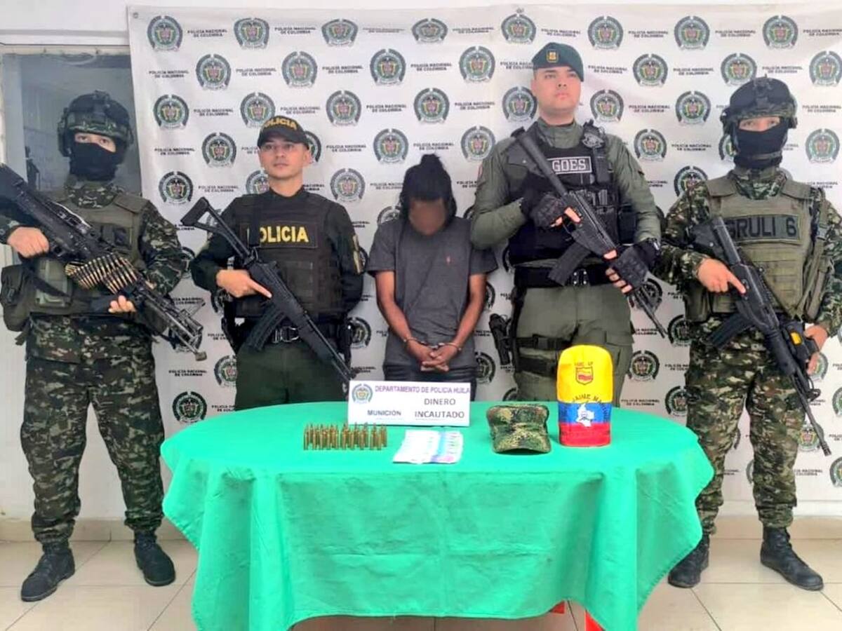 Disidente incitaba a jóvenes en el Huila a través de redes sociales entrar a estos grupos