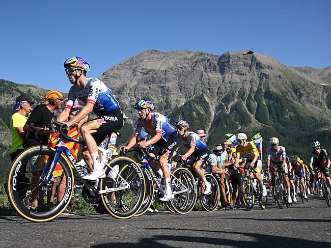 Etapa 19 del Tour de Francia, día de montaña hasta el Alpe d’Huez. (Photo by Dario Belingheri/Getty Images)