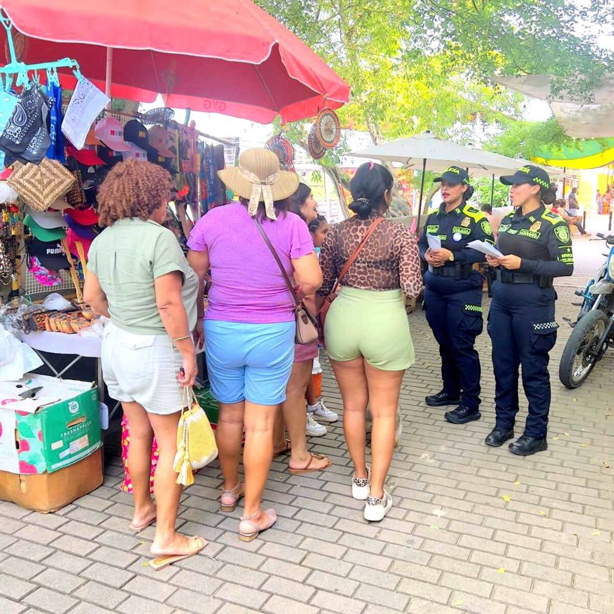 Policía de Bolívar intensifica jornadas de prevención en hoteles y sectores turísticos de Mompox